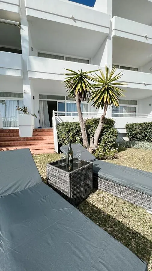 Апартаменты Miraflores Beach - Sea Front - Luxury Михас